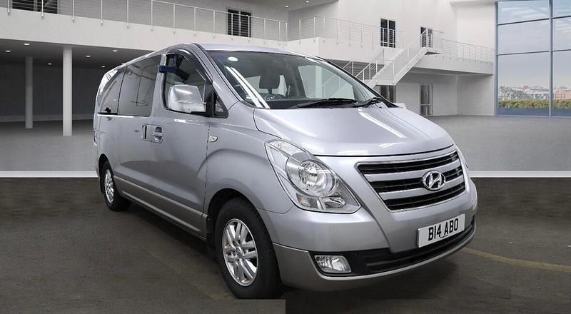 Silver Used 2017 Hyundai I800 SE MPV | £12,490 (Fair price) - Image 1/4