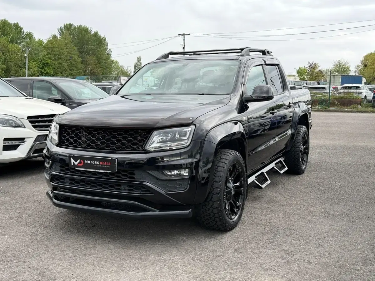 Begagnad VW Amarok Highline 2018 Svart Pickup
