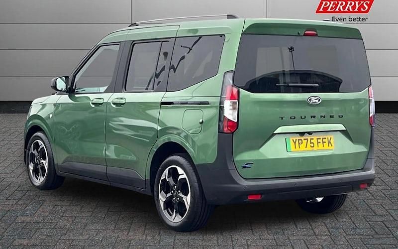 New Ford Courier Titanium 100 kW (136 HP) 2025 MPV