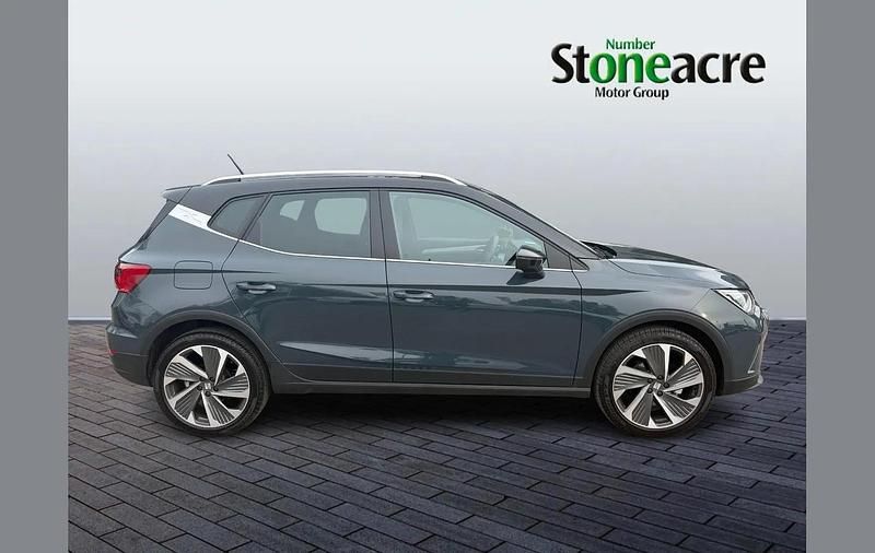 New Seat Arona FR Sport 113 HP (83 kW) 2025 Blue SUV