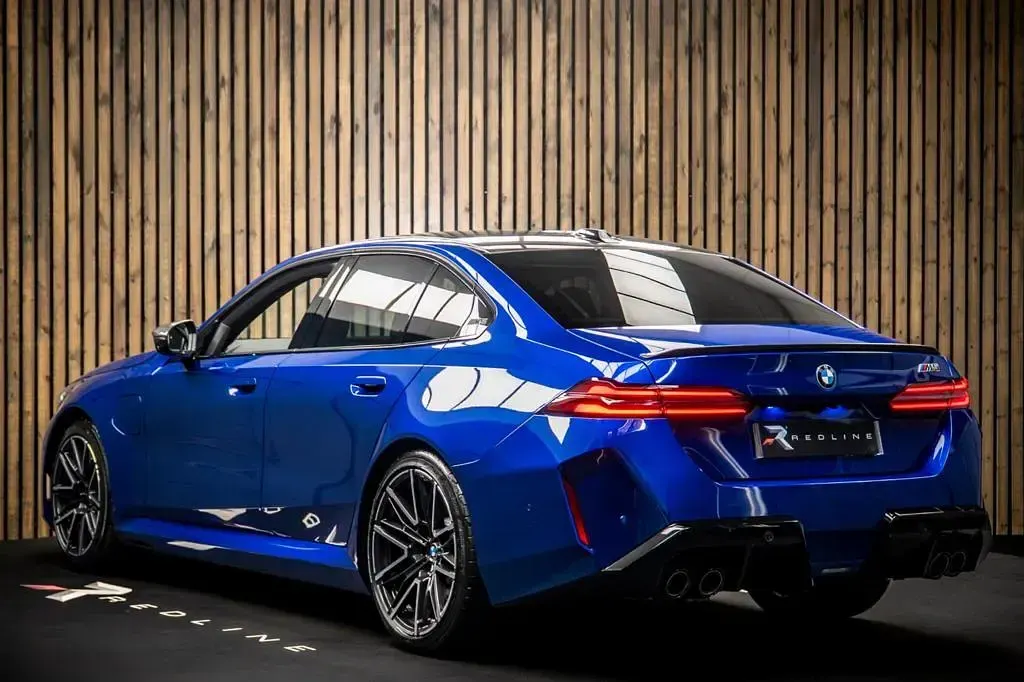 New BMW M5 Comfort Edition 2026 Blue Sedan