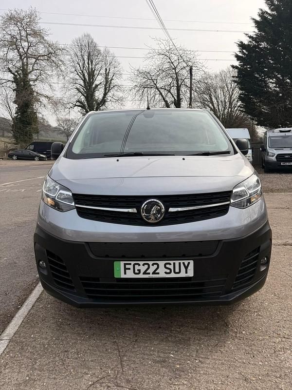 Used Vauxhall Vivaro 100 kW (136 HP) 2022 Grey MPV