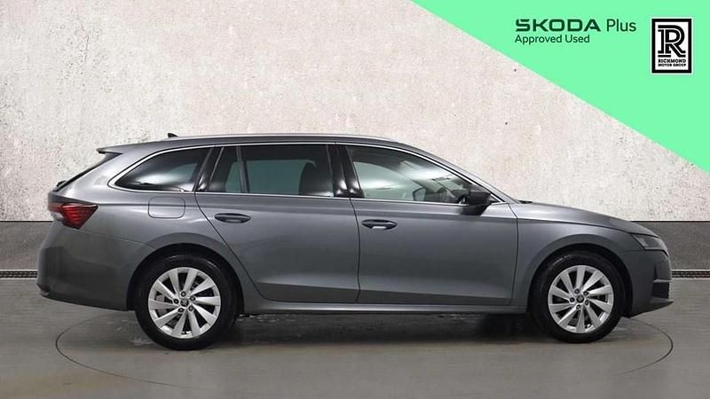 Used Skoda Octavia SE L 150 HP (110 kW) 2025 Grey Estate