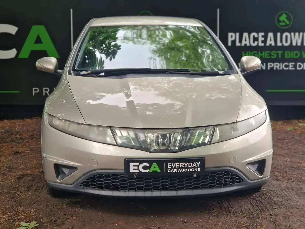 Used Honda Civic SE 140 HP (102 kW) 2008 Silver Hatchback