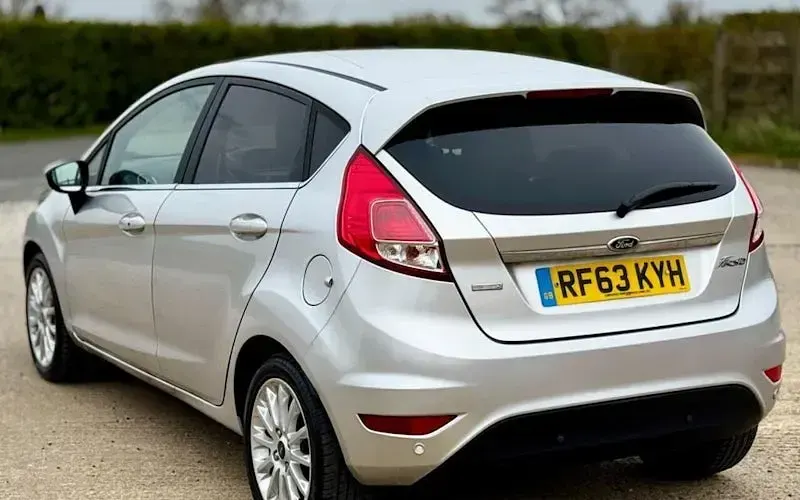 Used Ford Fiesta Titanium X 125 HP (91 kW) 2013 Silver Hatchback