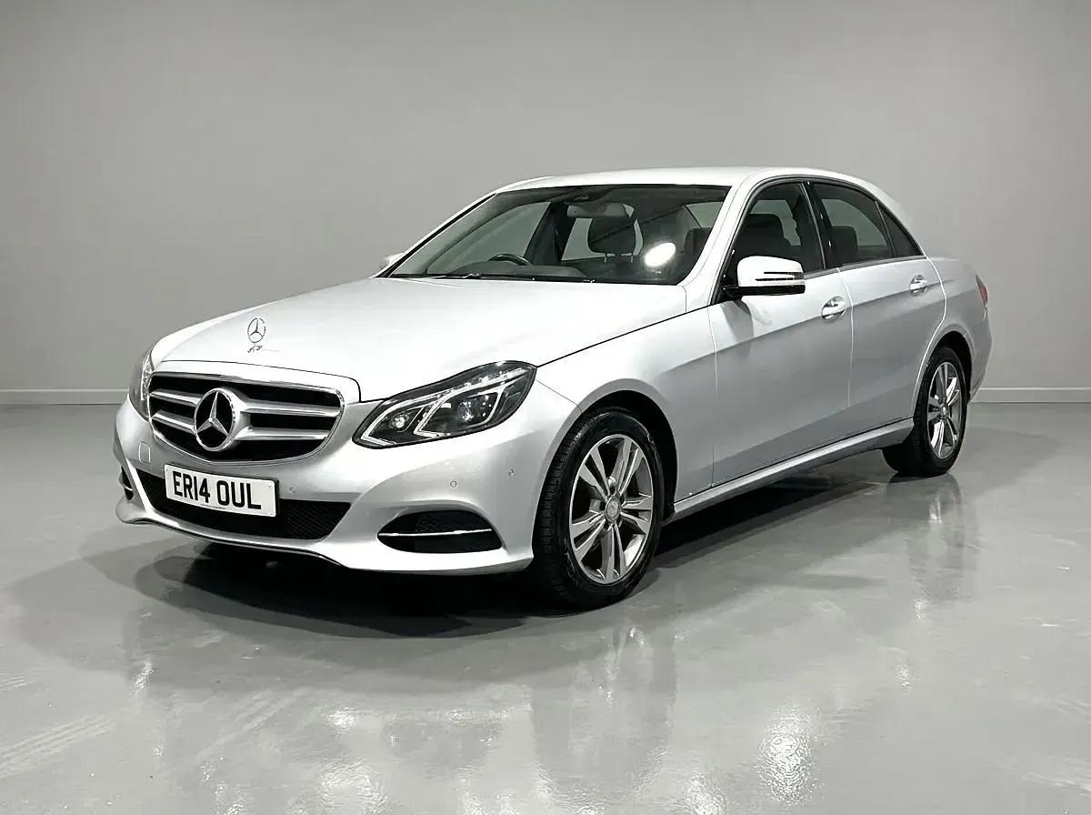 Used Mercedes E220 SE 2014 Silver Sedan