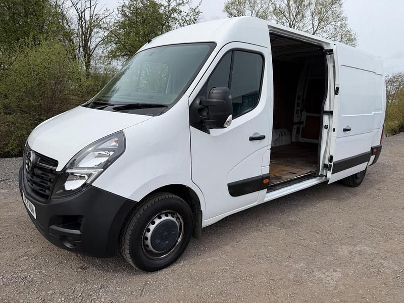 Used Vauxhall Movano Edition 2021 White
