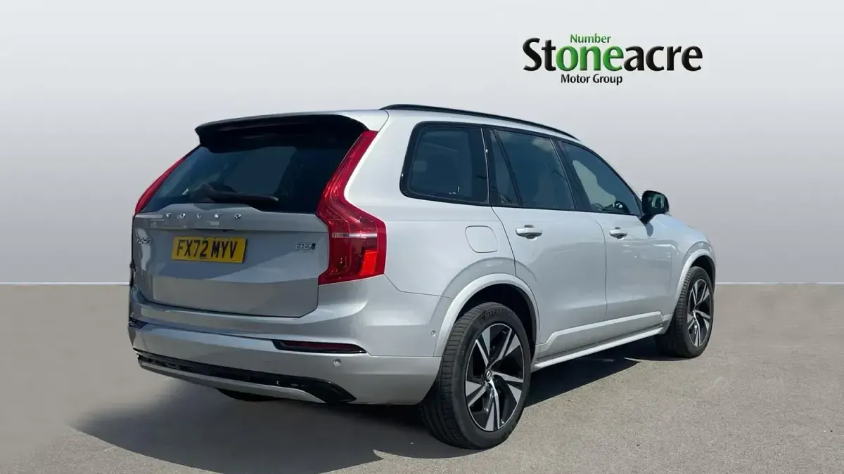 Used Volvo XC90 Plus 250 HP (183 kW) 2023 Silver SUV