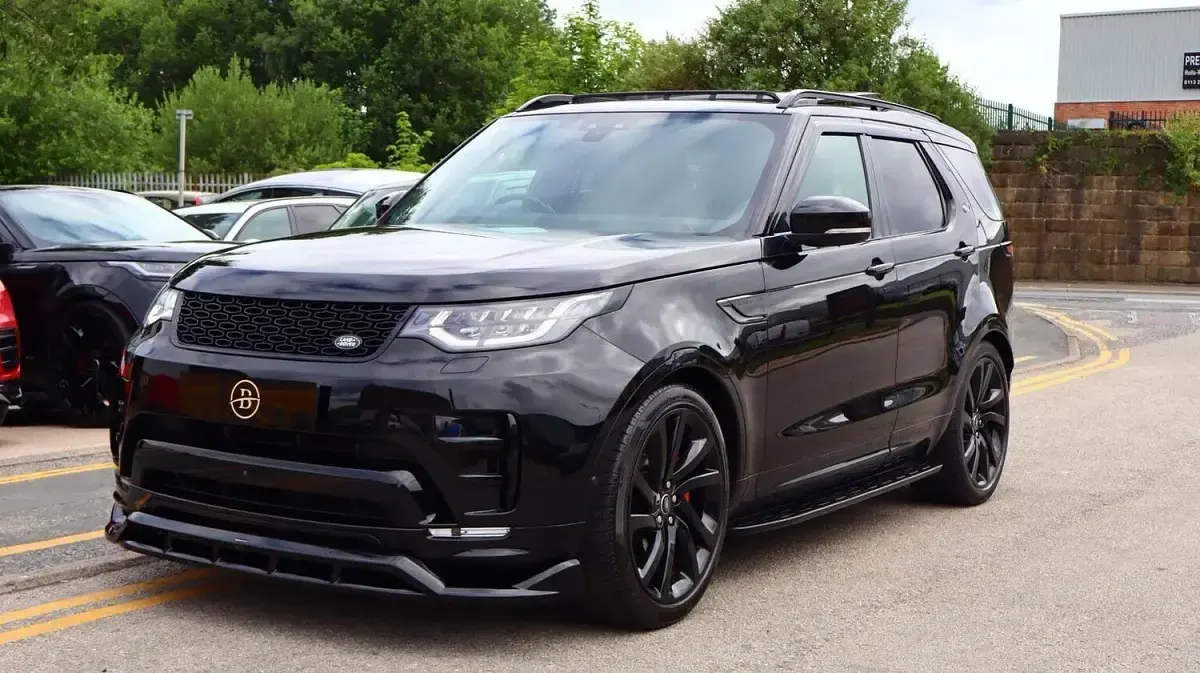 Used Land Rover Discovery HSE Luxury 306 HP (225 kW) 2019 Black SUV