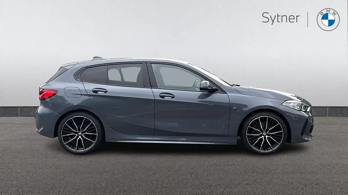 Used BMW 118 M Sport 148 HP (108 kW) 2021 Grey Hatchback