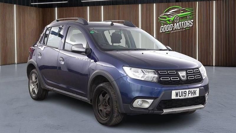Used Dacia Sandero Essentiel 90 HP (66 kW) 2019 Blue Hatchback