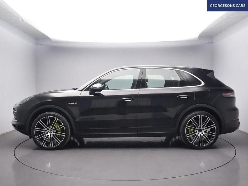 Used Porsche Cayenne 134 HP (98 kW) 2021 Black SUV