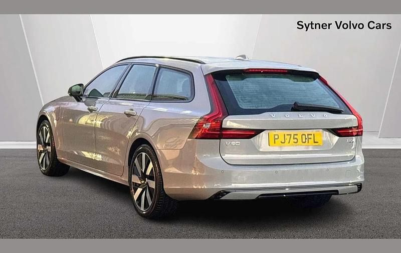 New Volvo V90 Plus 344 HP (253 kW) 2025 Grey Estate