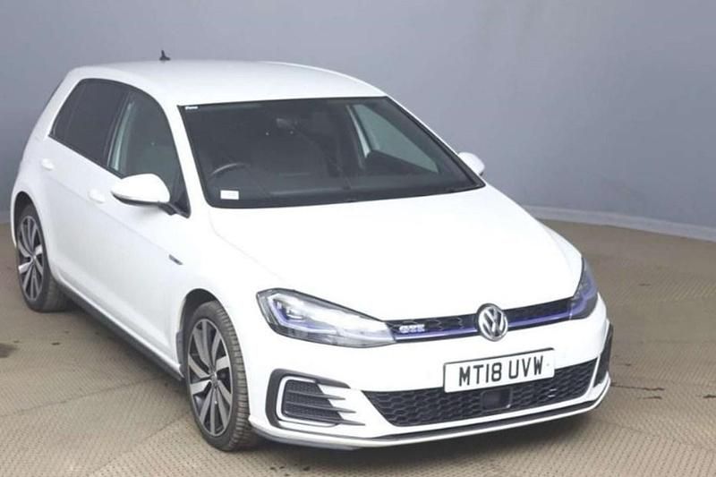 Used VW Golf VII Advance 204 HP (150 kW) 2018 White Hatchback