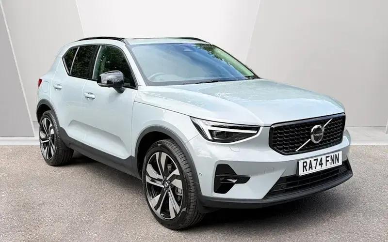 Used Volvo XC40 Ultra 197 HP (144 kW) 2026 SUV