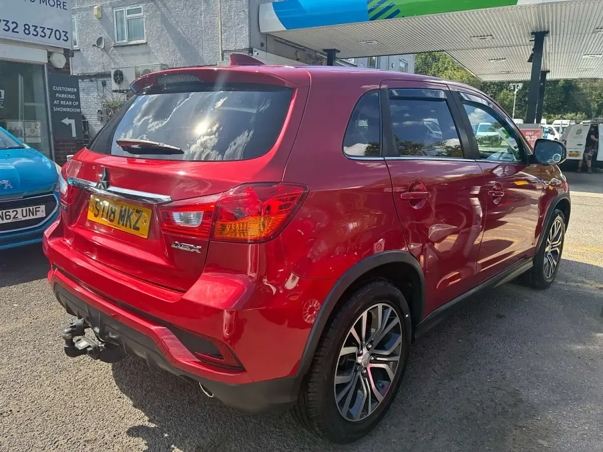 Used Mitsubishi ASX 117 HP (86 kW) 2018 Red SUV