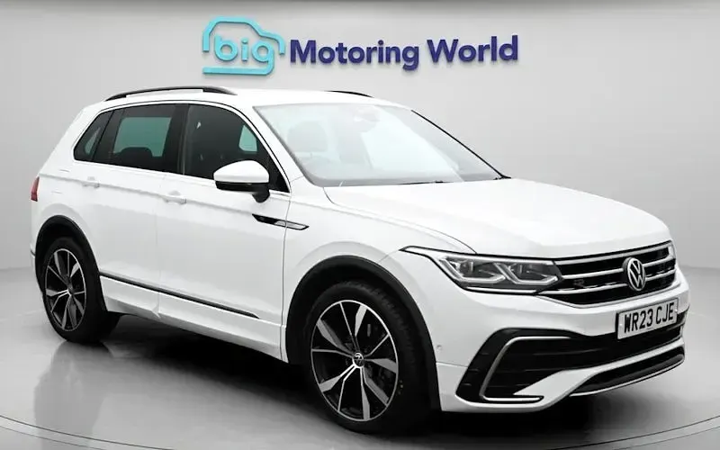 Usado VW Tiguan R-line 150 CV (110 kW) 2023 SUV