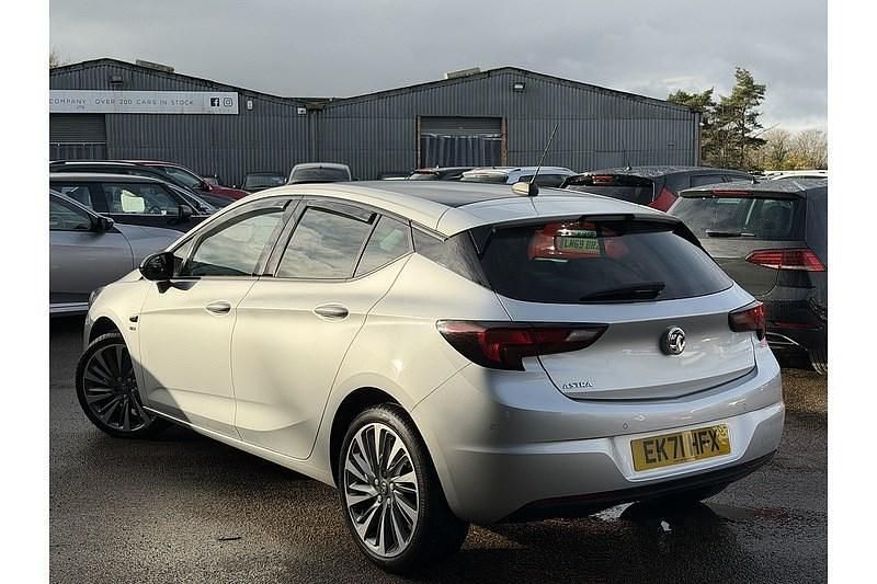 Used Vauxhall Astra Edition 2021 Silver Hatchback