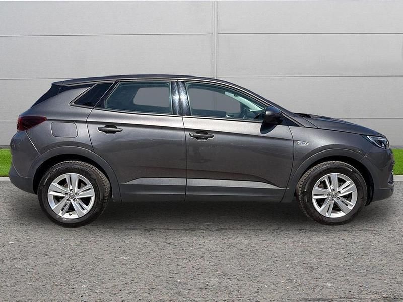 Second-hand Vauxhall Grandland X S 128 CP (94 kW) 2018 Gri SUV