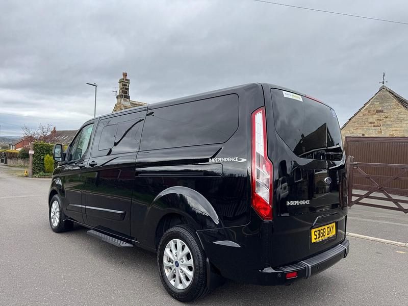 Used Ford Tourneo Titanium 2019 Black MPV