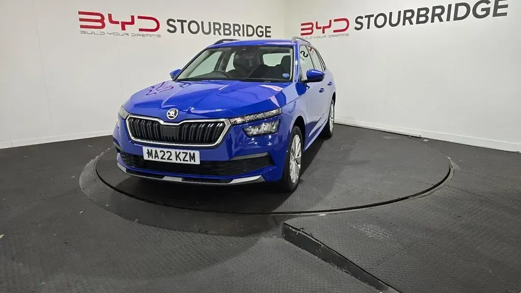Used Skoda Kamiq SE 115 HP (84 kW) 2022 Blue SUV