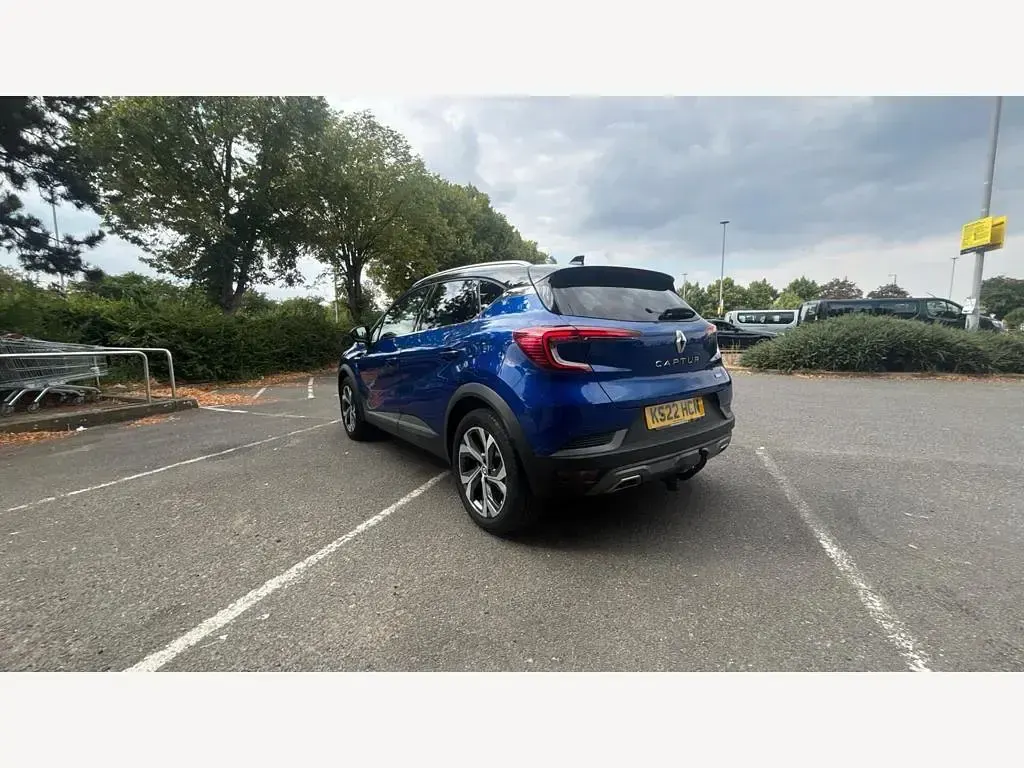 Used Renault Captur R.S. 160 HP (117 kW) 2022 Blue  SUV
