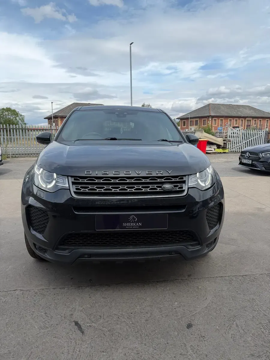 Used Land Rover Discovery Sport Landmark 180 HP (132 kW) 2019 Black SUV