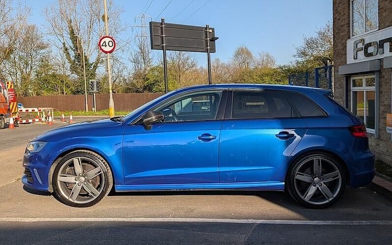 Used Audi S3 Sportback Design 300 HP (220 kW) 2016 Sepang blue Hatchback
