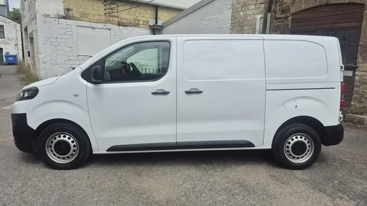 Used Citroën Dispatch 2023 White MPV