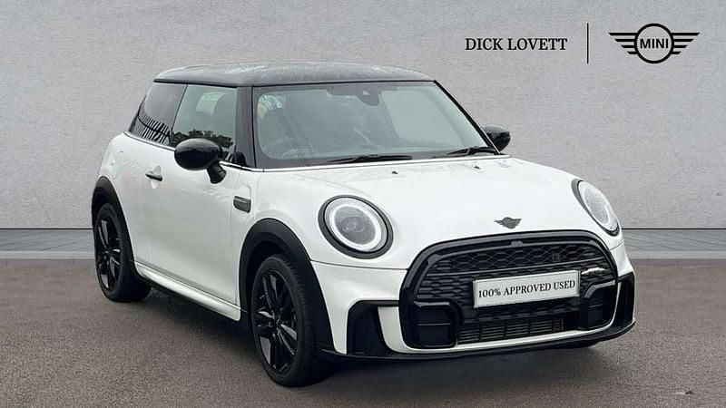 White Used 2023 Mini Cooper Hatch Hatchback | £21,995 (Good price) - Image 1/4