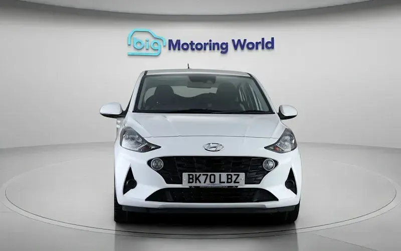 Used Hyundai i10 SE 67 HP (49 kW) 2023 Hatchback
