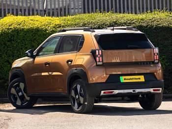 New Fiat Grande Panda La Prima 83 kW (113 HP) 2026 Metallic  luna bronze Hatchback