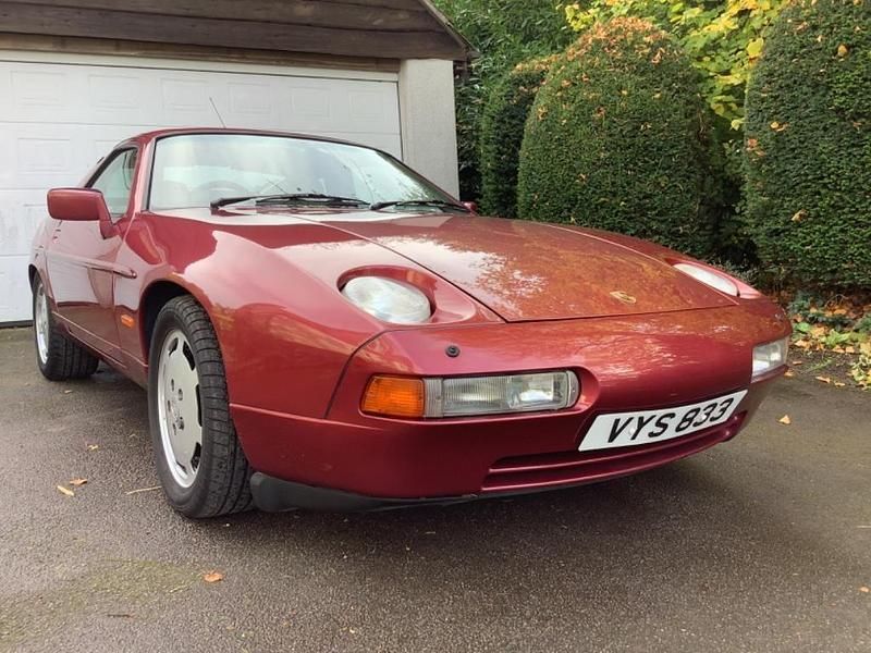 Red Used 1989 Porsche 928 Coupe | £10,800 - Image 1/4