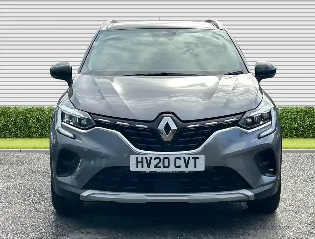 Second-hand Renault Captur Iconic 100 CP (73 kW) 2020 Gri SUV