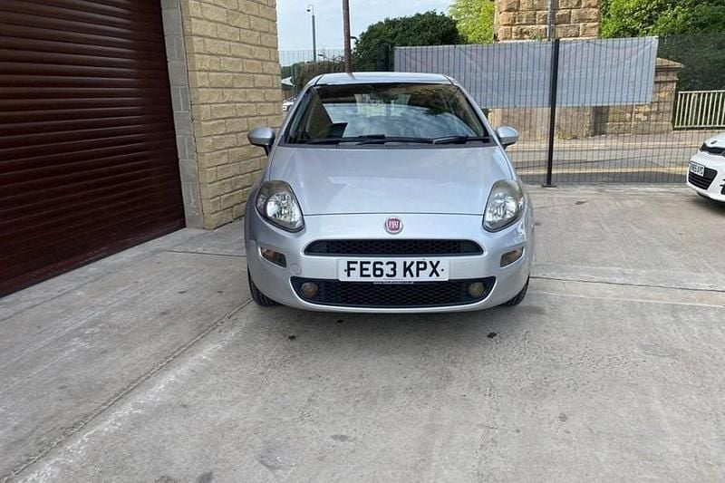 Used Fiat Punto Easy 69 HP (50 kW) 2013 Grey Hatchback