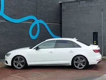 Used Audi A4 Black Edition 150 HP (110 kW) 2017 White Sedan