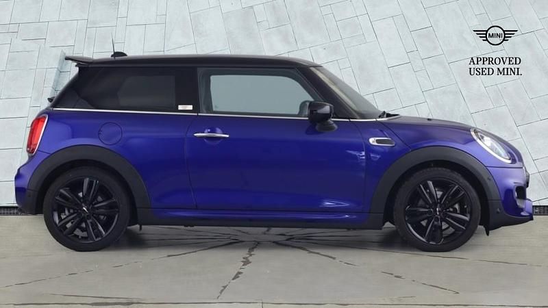 Used Mini Cooper Hatch 134 HP (98 kW) 2020 Blue Hatchback