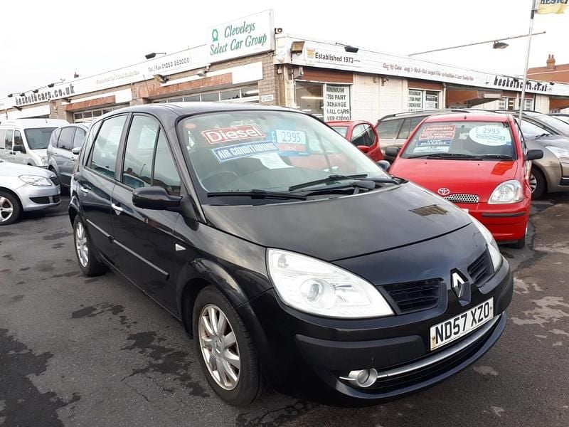 Used Renault Scénic II Dynamique 106 HP (77 kW) 2007 Black MPV