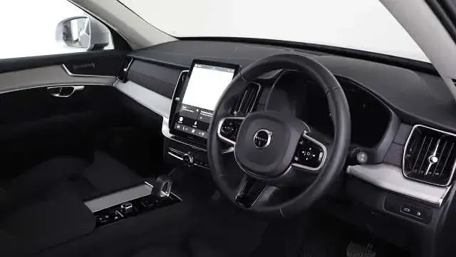 Begagnad Volvo XC90 Core 455 HK (334 kW) 2026 SUV