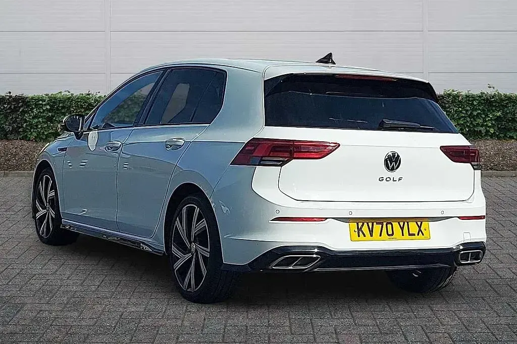 Used VW Golf VII R-line 130 HP (95 kW) 2020 White Hatchback
