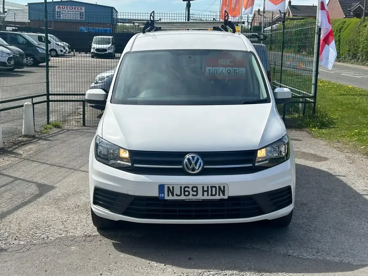 Used VW Caddy Startline 102 HP (75 kW) 2019 White MPV