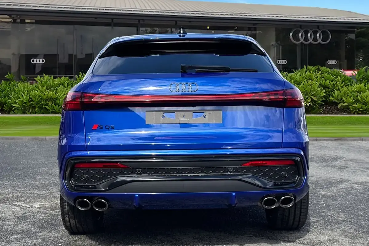 New Audi SQ5 Sportback Black Edition 2026 Blue SUV