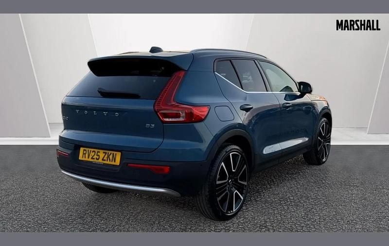 Used Volvo XC40 Ultra 161 HP (118 kW) 2025 Blue SUV