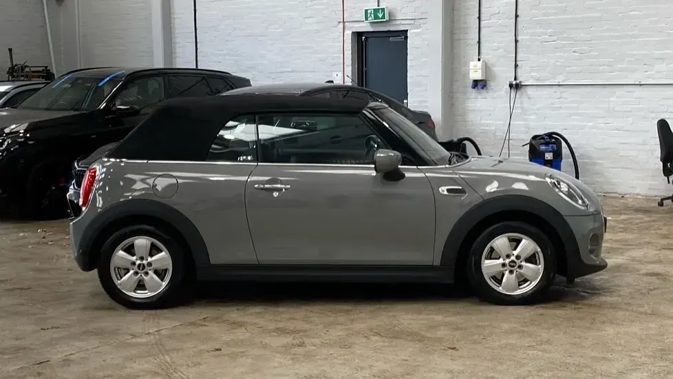 Used Mini Cooper Cabriolet Classic 134 HP (98 kW) 2021 Grey Cabriolet