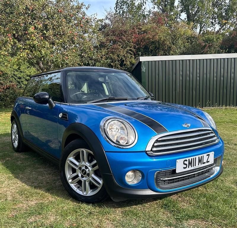 Blue Used 2011 Mini Cooper Hatch Hatchback | £2,995 (Fair price) - Image 1/4