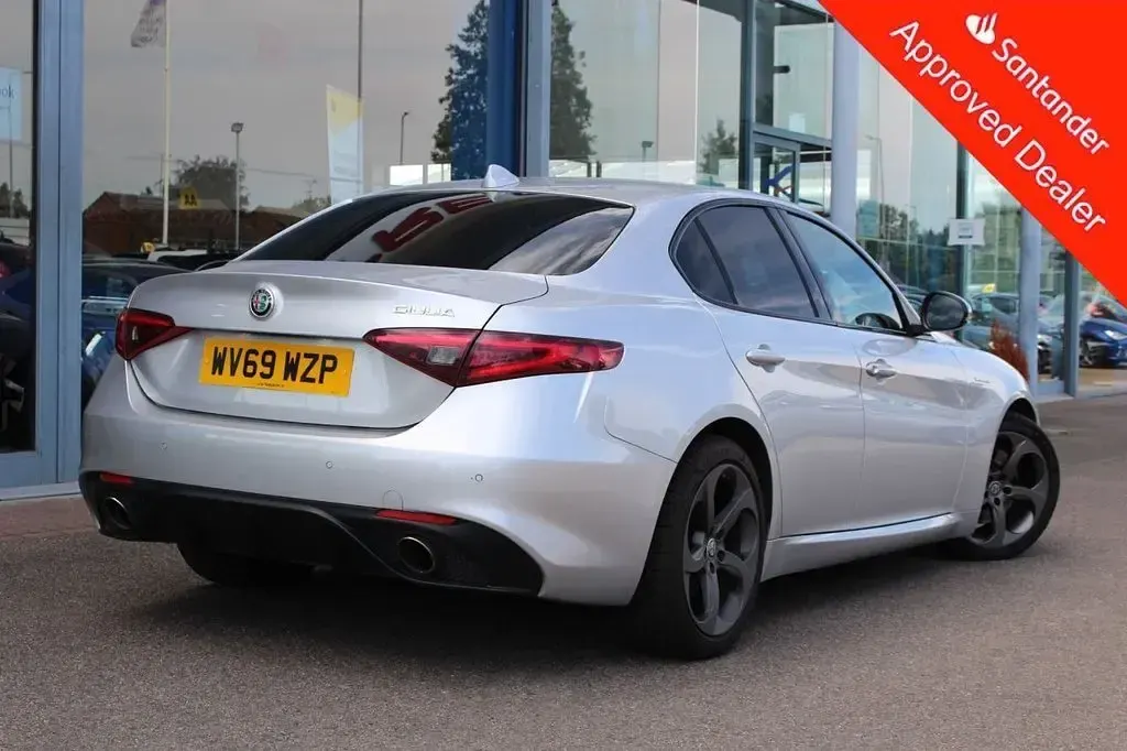 Used Alfa Romeo Giulia Veloce 280 HP (205 kW) 2019 Silver Sedan