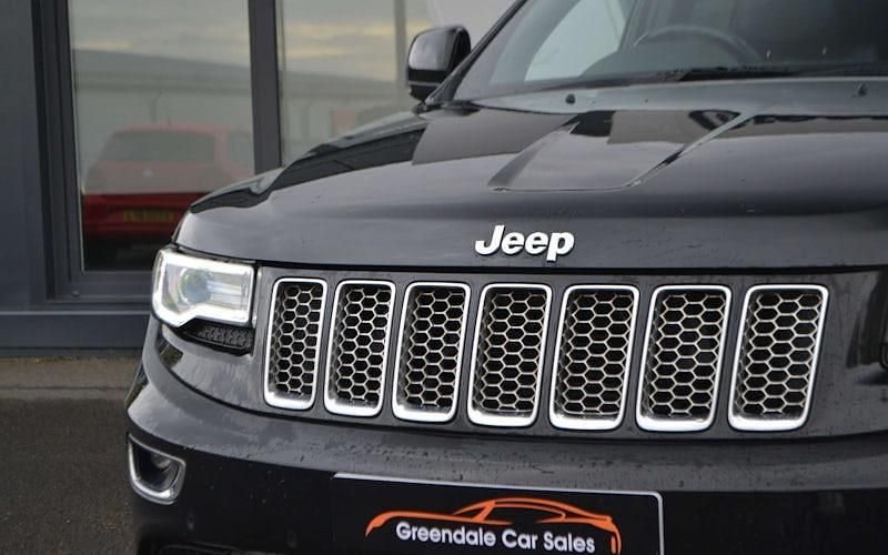 Usado Jeep Grand Cherokee Summit 250 CV (183 kW) 2016 Negro SUV
