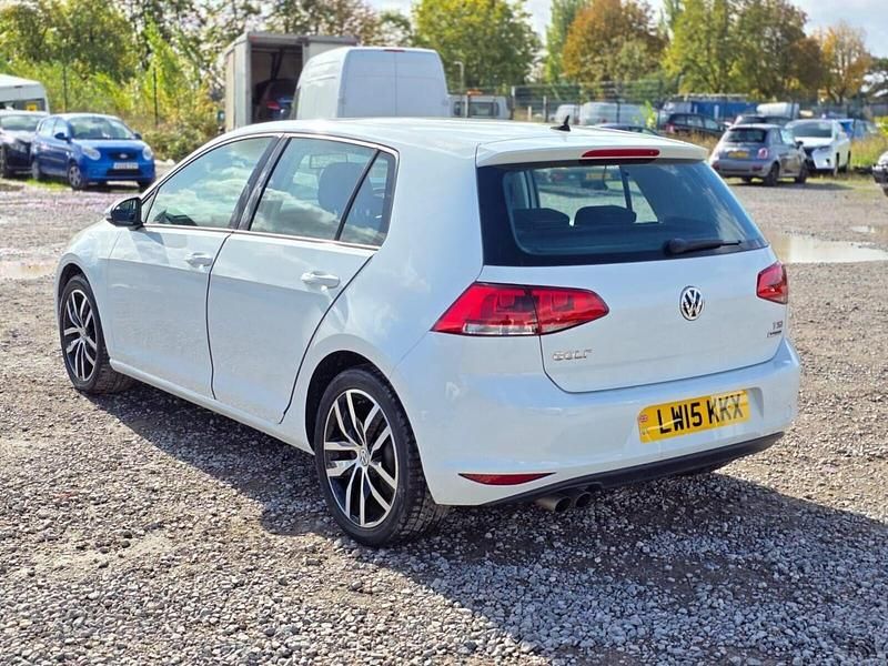 Used VW Golf VII S 125 HP (91 kW) 2015 White Hatchback