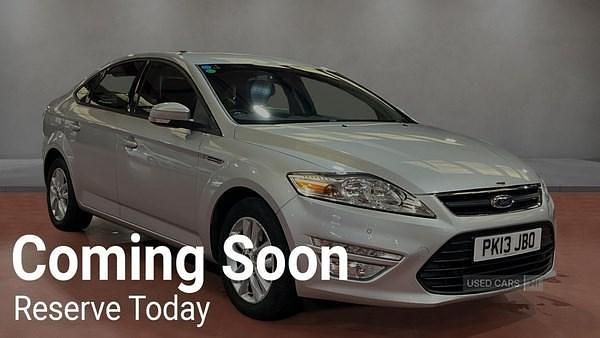 Usado Ford Mondeo Zetec 2013 Prateado Citadino