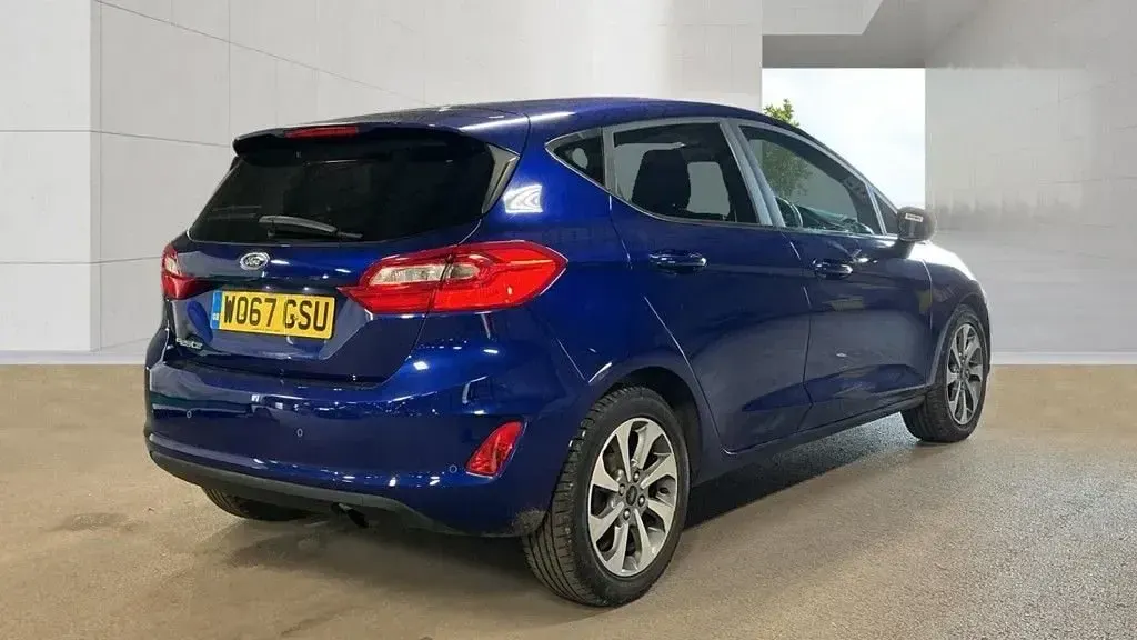 Used Ford Fiesta Zetec 100 HP (73 kW) 2018 Blue Hatchback